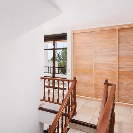 Karat Atlantida Willa *