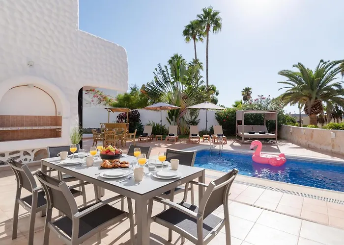 Karat Atlantida * プラヤ・デ・ラス・アメリカス