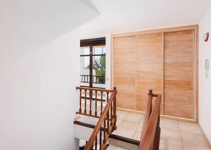 Karat Atlantida ヴィラ *