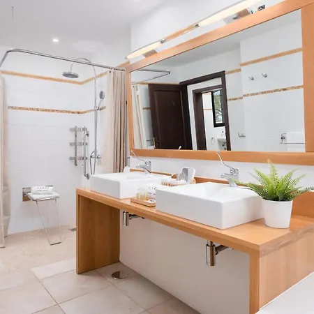 Βίλα Karat Atlantida *