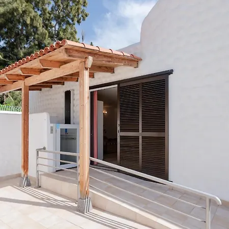 Karat Atlantida Villa